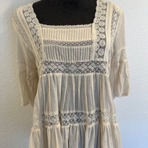 Free People lacy backless Blouse. size large - Picture 2 of 3